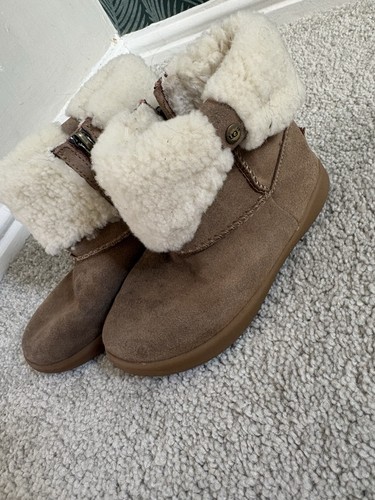 Ugg kids brown boots size - size, uk