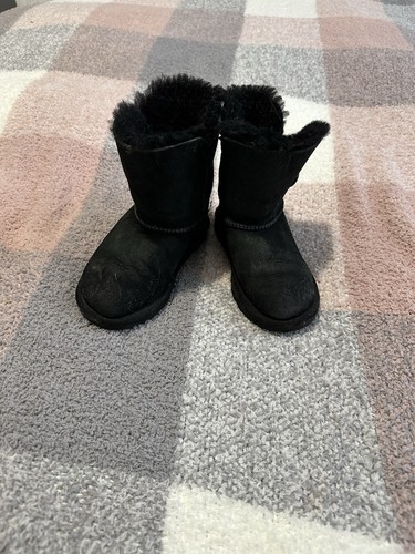 Ugg kids boots - size, uk