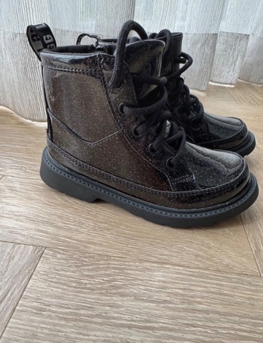Brand new girls black ugg - new,